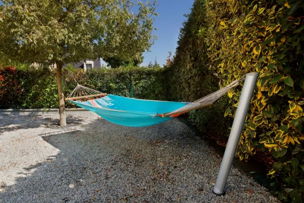 Fixation hamac avec arbre