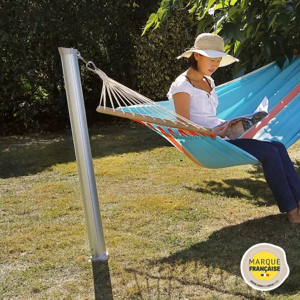 Poteau pour hamac solide et élégant, fixation stable au sol pour profiter d’un hamac sans arbre.