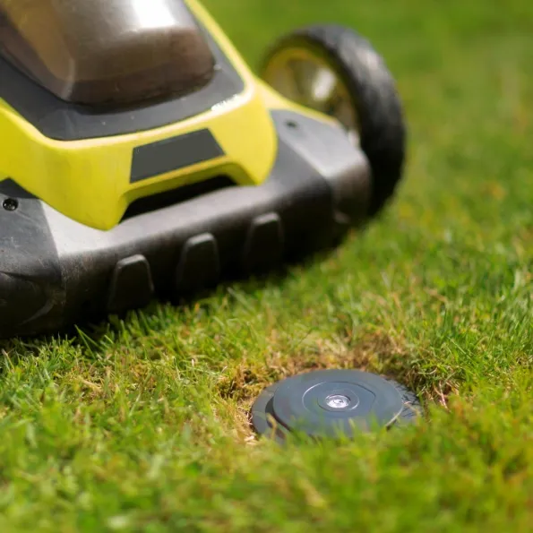 Removable and space-free Gard & Rock multisport pole ground anchor